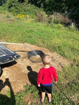 Filling Water Hole with Hux.jpg Filling Water Hole with Hux.jpg