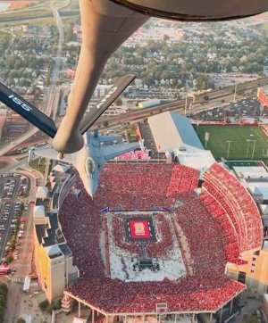 memorial stadium husker vball.jpg